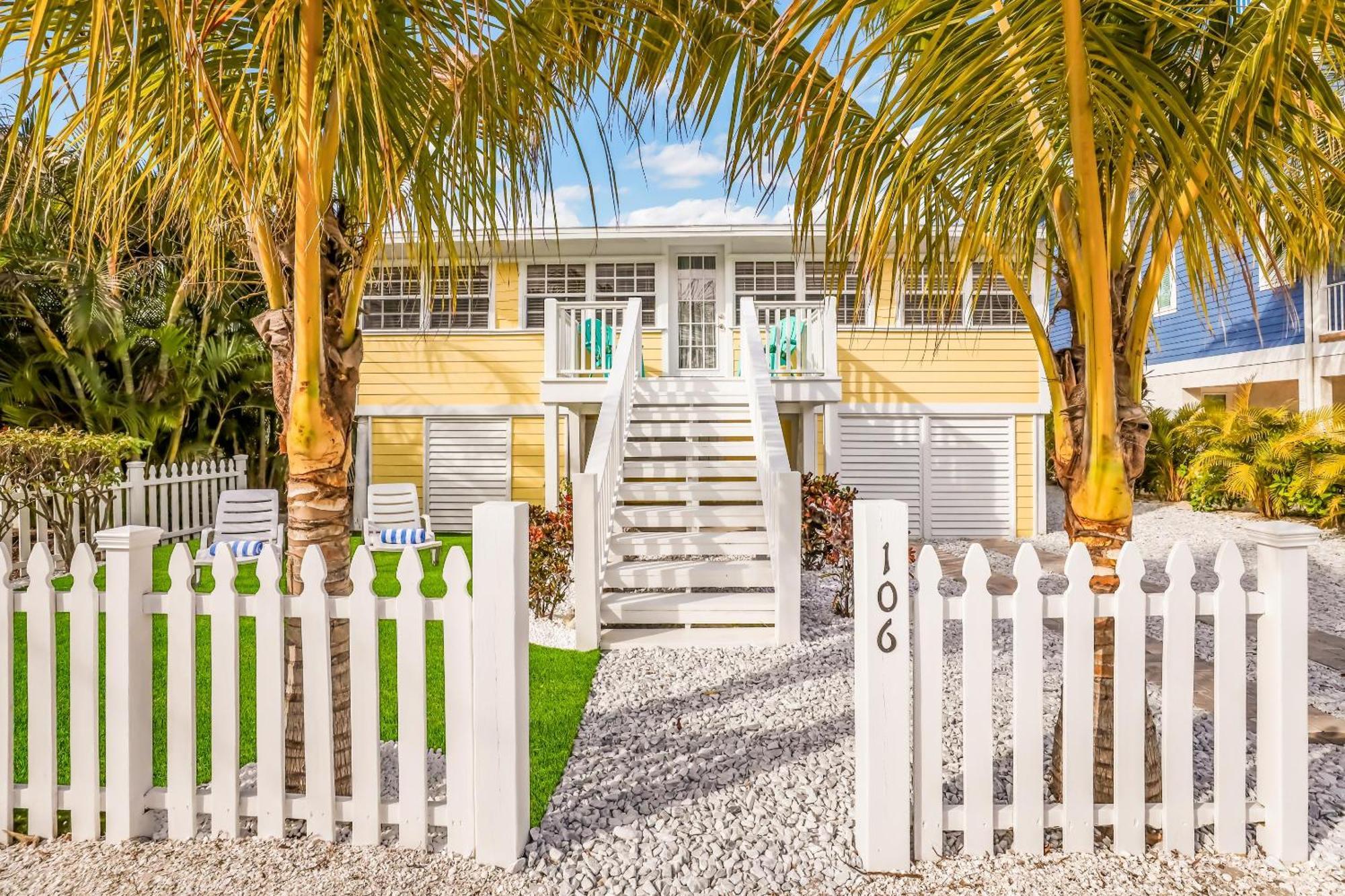 Seaside Manor Villa Bradenton Beach Exterior photo