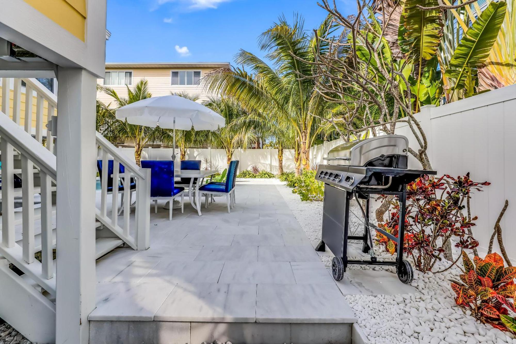 Seaside Manor Villa Bradenton Beach Exterior photo